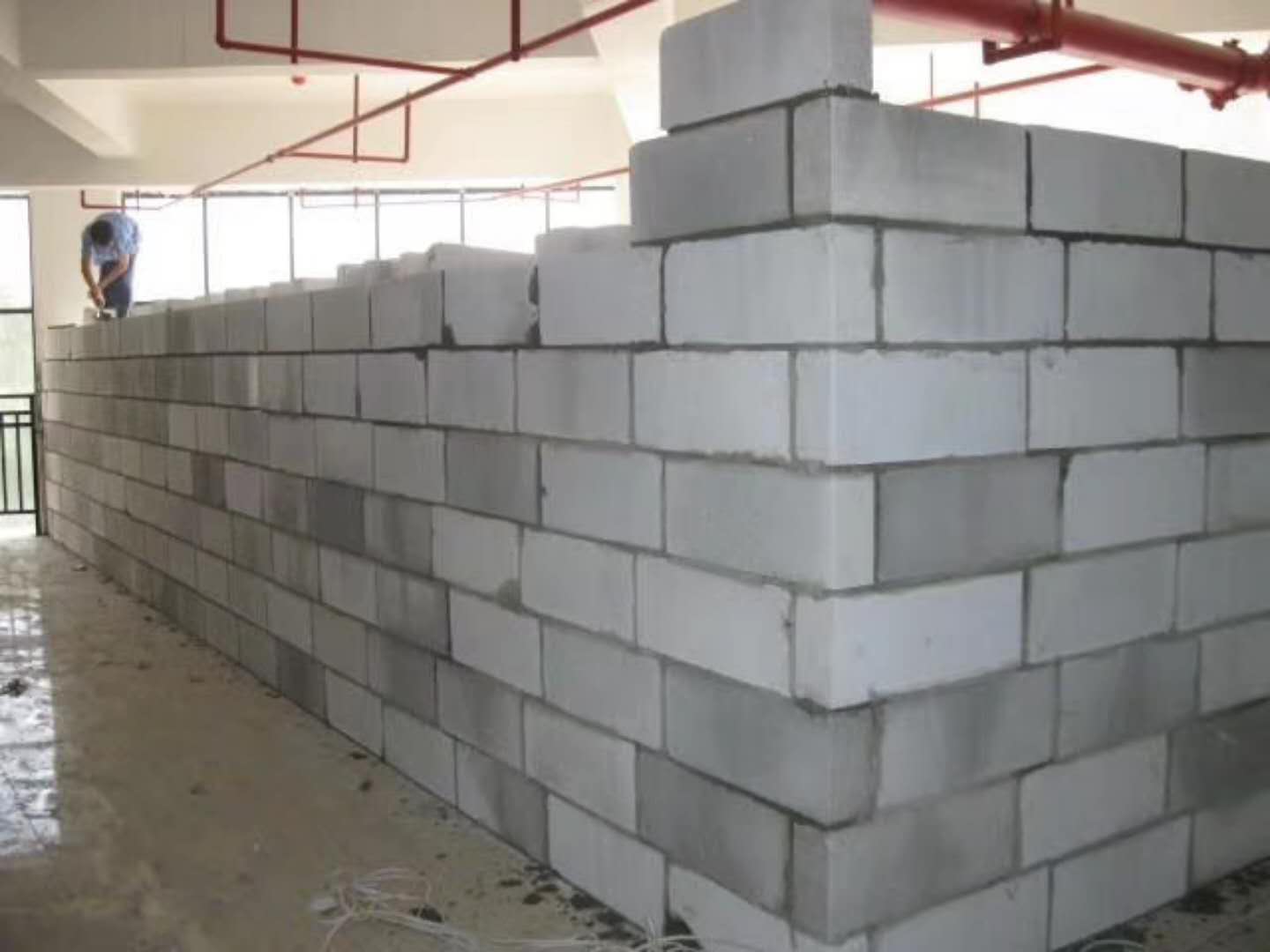 古丈蒸压加气混凝土砌块承重墙静力和抗震性能的研究